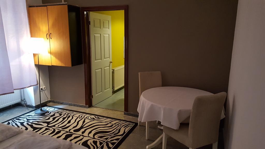Premier Inn Apartments Будапеща Екстериор снимка